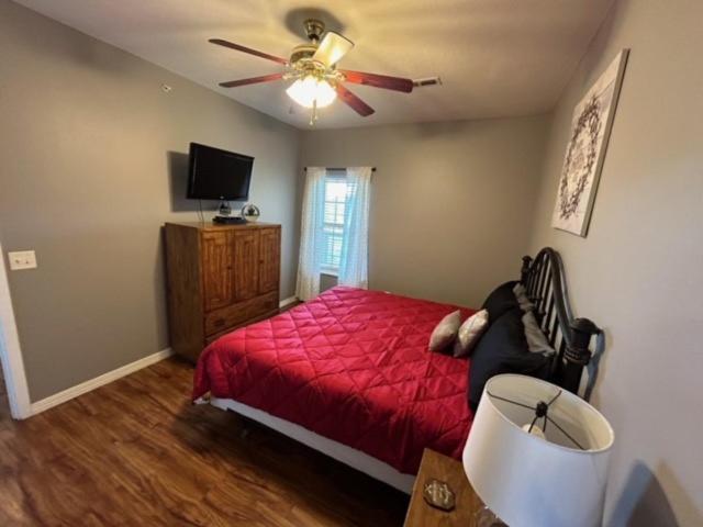 Lakefront And Lake View Indian Point Condo With Boat Slip Бренсън Екстериор снимка